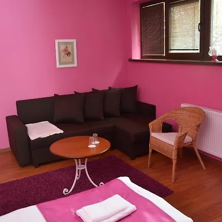 Guest house Penzion Bokros