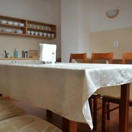 Bokros Πανσιόν